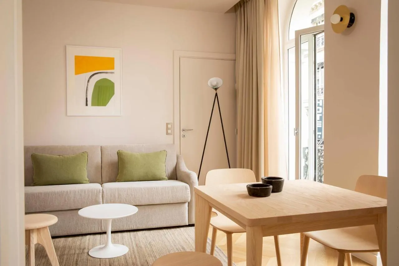 Nell Aparthotel Paris