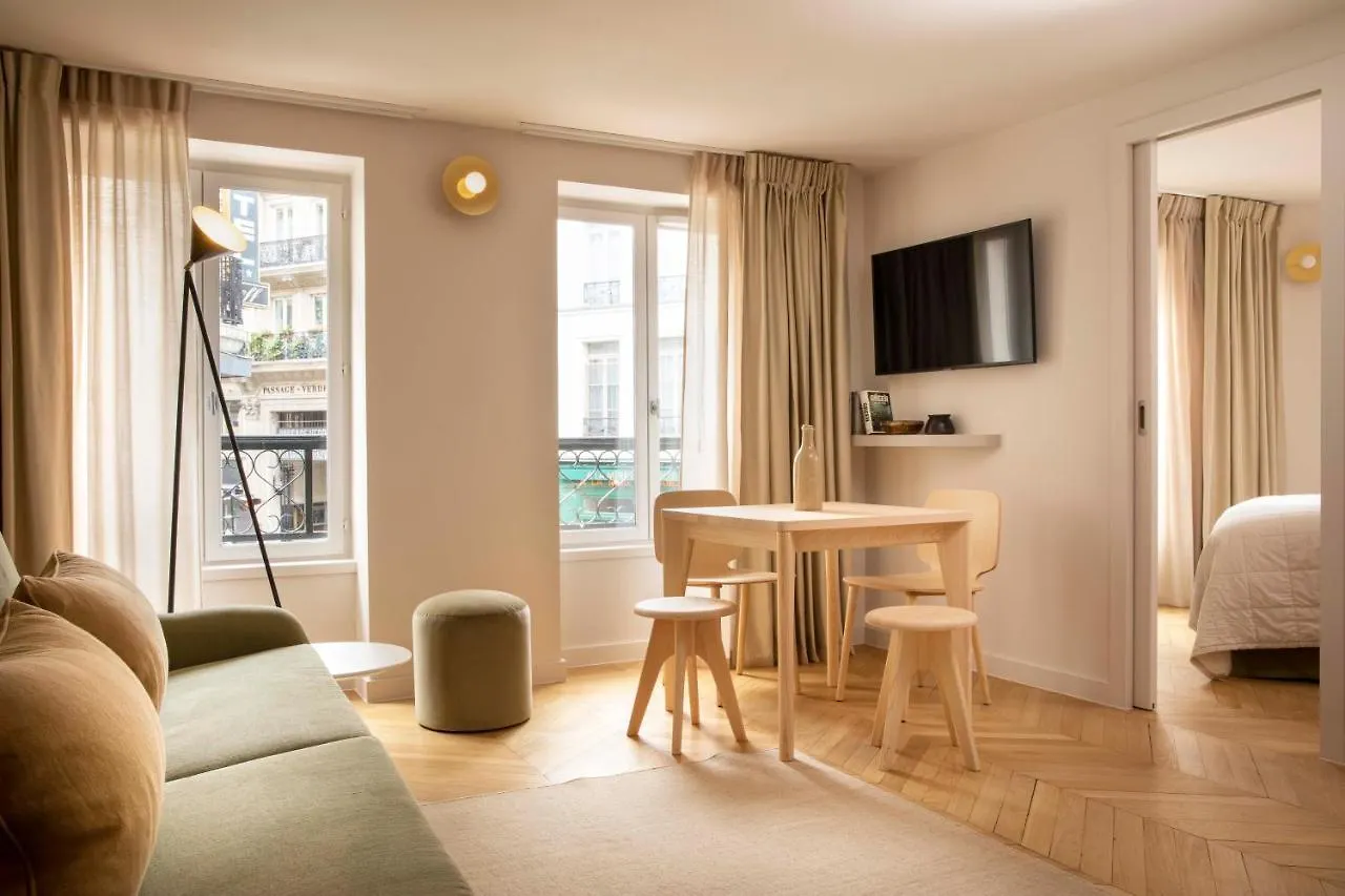 Aparthotel Nell 4*