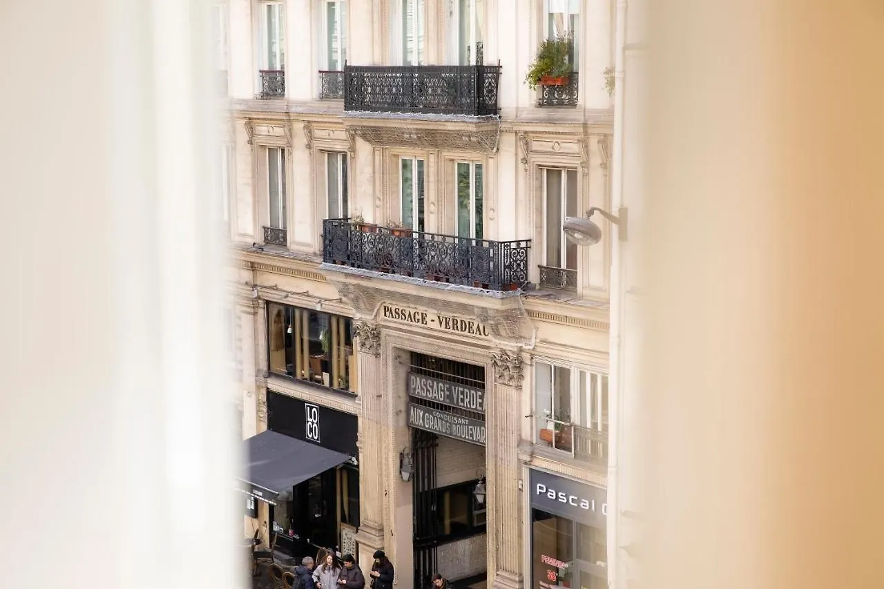 Nell 4* Paris