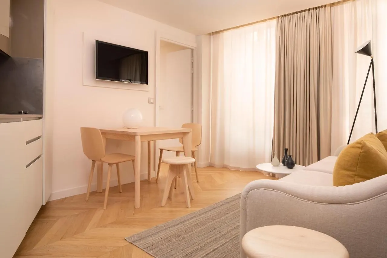 Apart-hotel Nell
